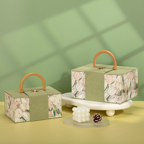 French Tulip Flannel Gift Box Cosmetic Case